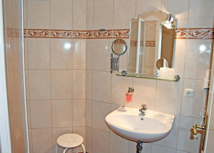 Vitalis _ Und W Villa